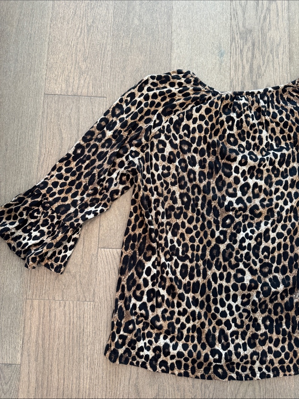 Michael Kors Leopard 3/4 Bell Sleeve Shirt Women’s Large Animal Print Blouse - Picture 8 of 13